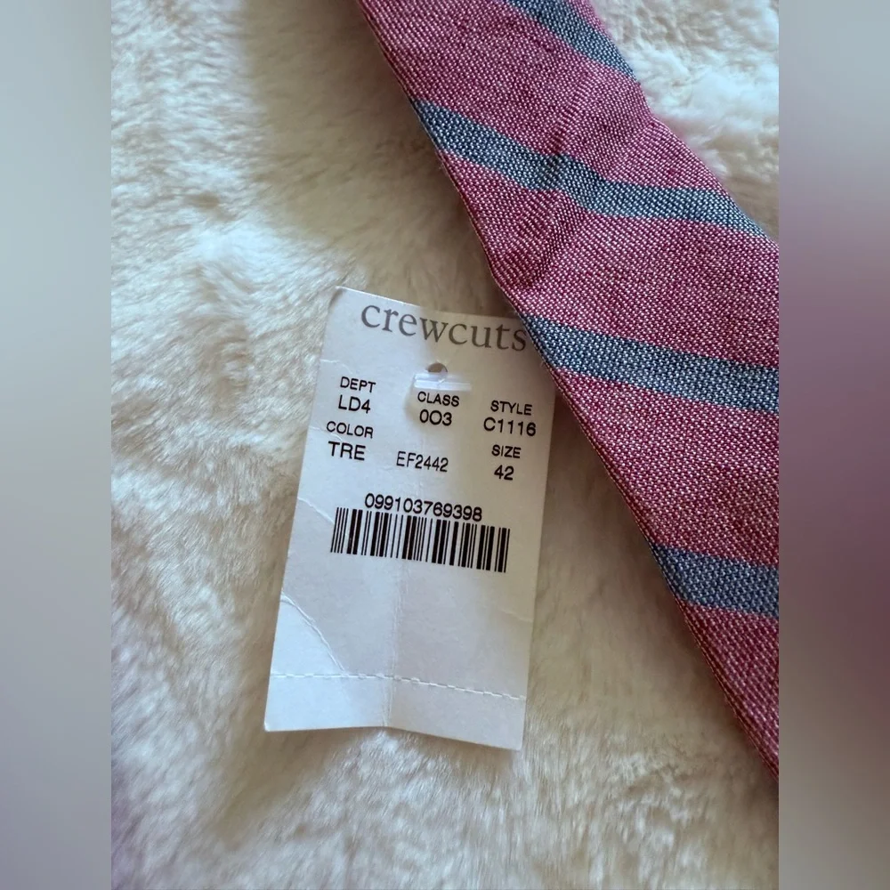 !! DO NOT BUY !! NWT kids crewcuts tie red and blue